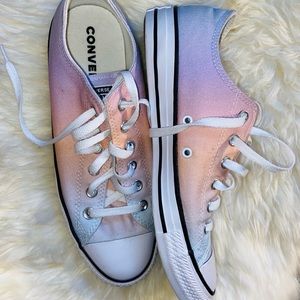 Excellent Condition Sunset Multicoloured Converse Sneaker 💙